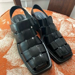 Vagabond Black Leather Eyra Sandals